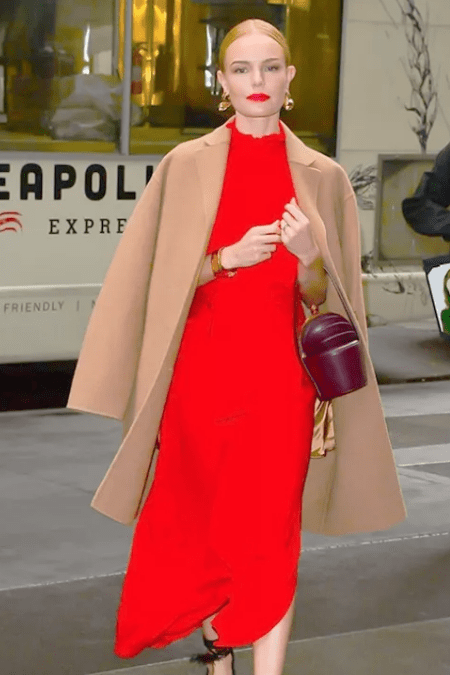 驼色|比驼色更好穿，今年冬天“奶茶色”火了！！