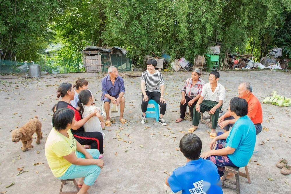 《龙凤莲藕喜获丰收(组照)合川区龙凤镇 李光辉/摄《勤劳致富 老所