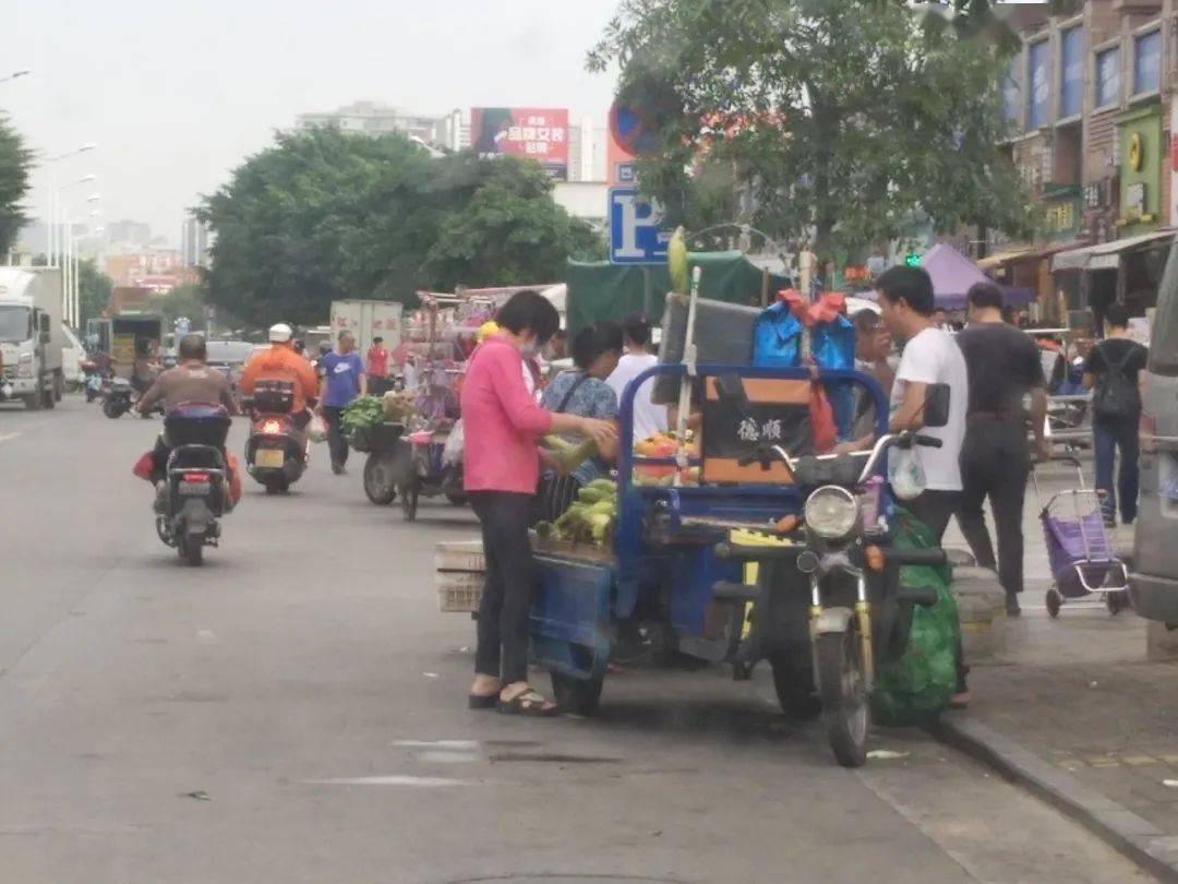 巡逻队,菜丁市场工作人员继续对菜丁市场周边,沙溪南路等路段展开行