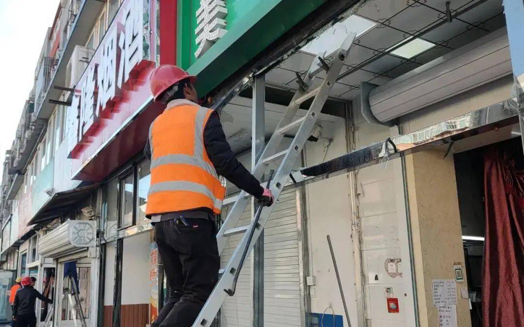 架空线是啥样的 9056ba25c0ac432db2f1d6a1f3dedd7f.jpeg