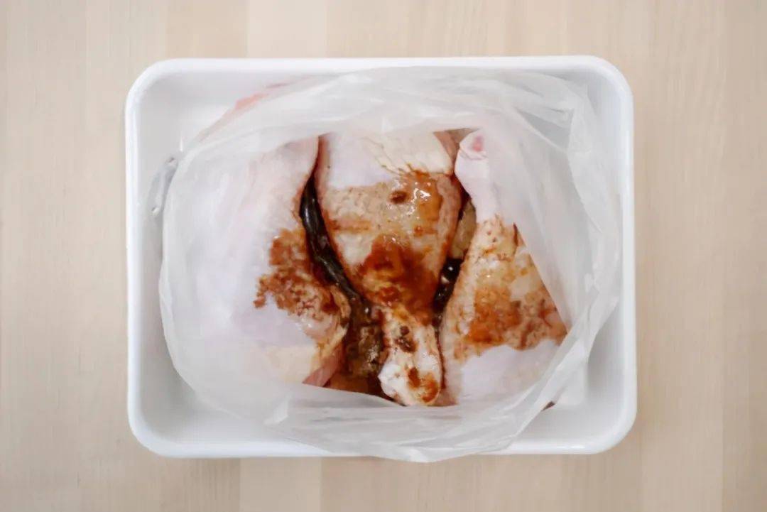 鸡腿最好吃的做法皮脆肉嫩 4cda8d480b3c4a4c97c56d9eb67cccdc.jpeg