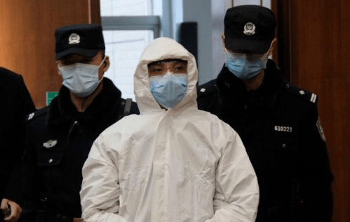 个人口罩案_戴口罩的卡通图片