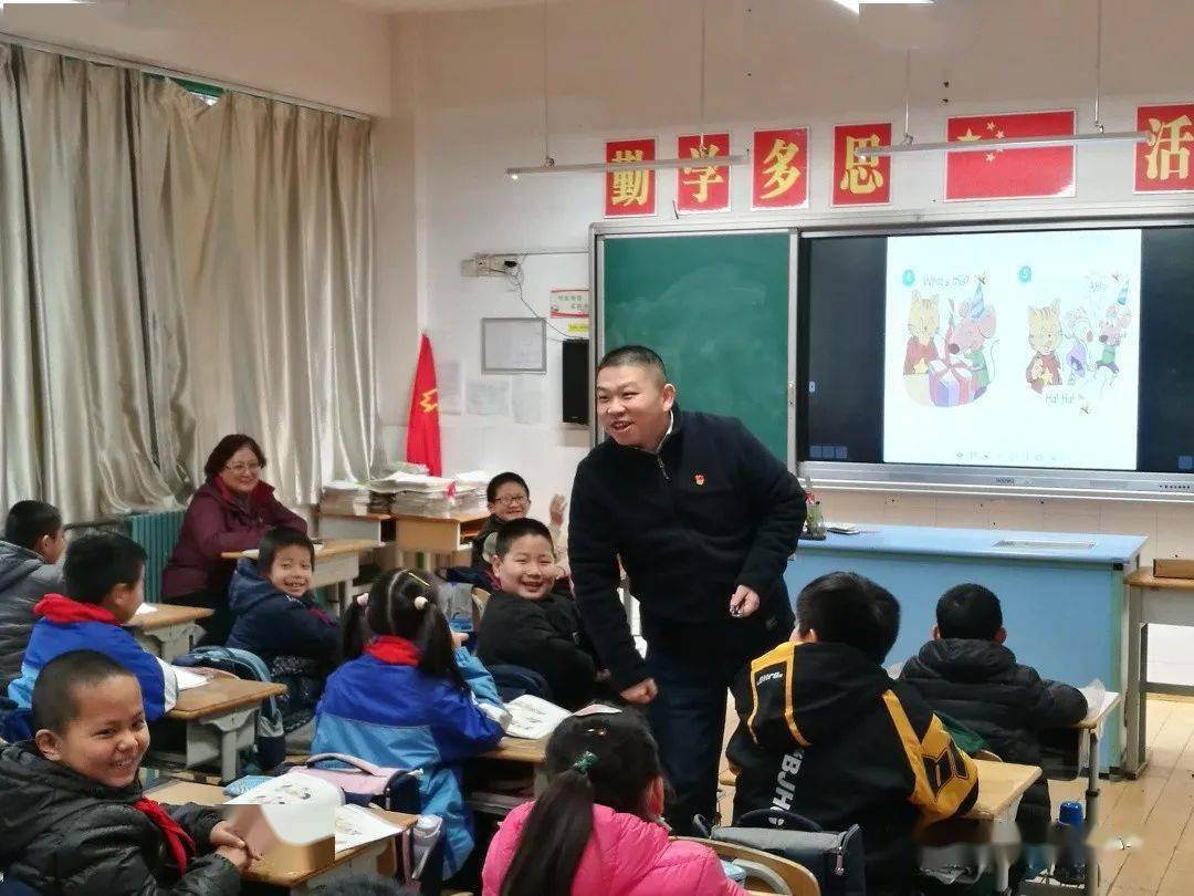 南京市九龙小学"四有好教师"事迹展(四)
