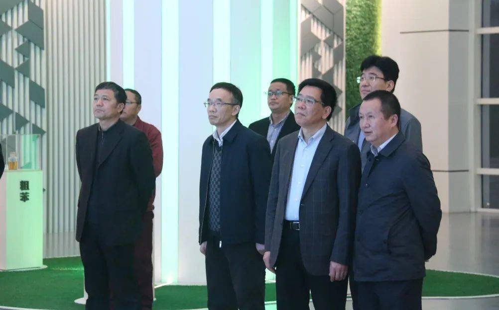锦丰镇经济总量_张家港市锦丰镇张亚芳(2)