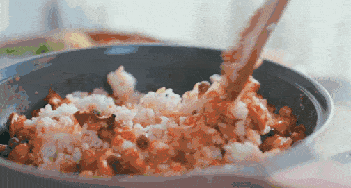 16893d6796954a4881d693fd914d2708.gif