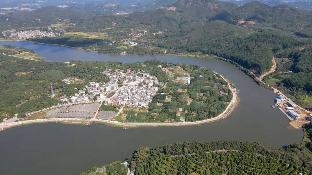 潮州市饶平县樟溪镇英粉村是广东美丽乡村特色村.