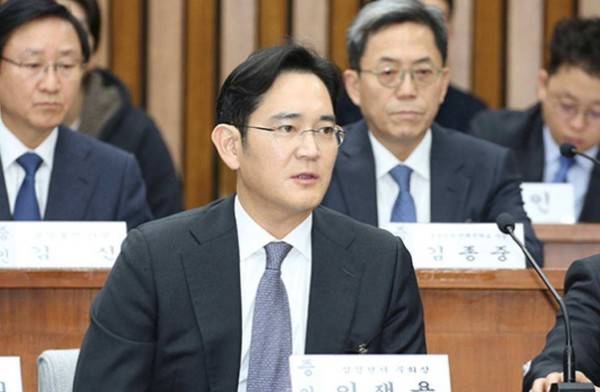 怎么回事？三星会长还不是李在镕 或因他涉及案