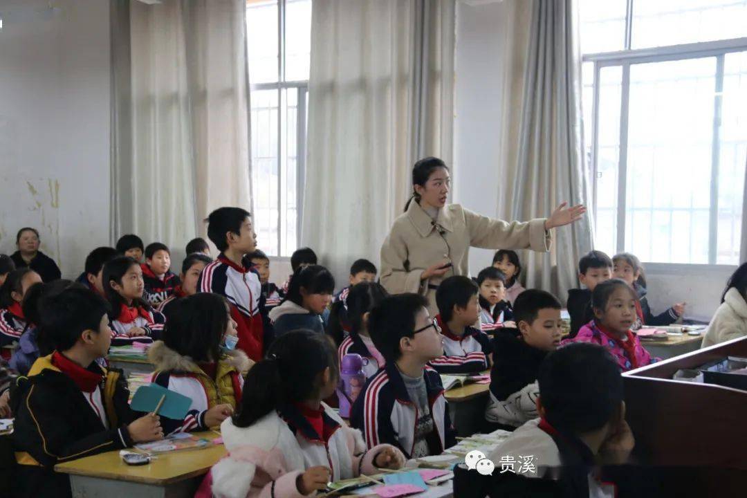 手拉手 共成长—记贵溪市第一小学万和校区送教下乡活动