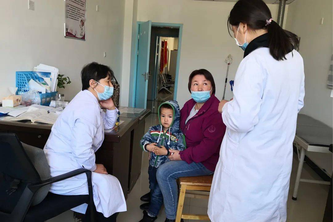 吉尽所能保康泰我院儿科张庚医生圆满完成援疆医疗任务