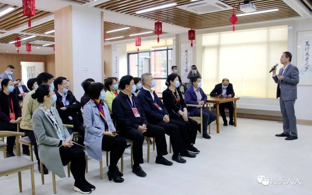 汕头老龄人口_汕头小公园图片