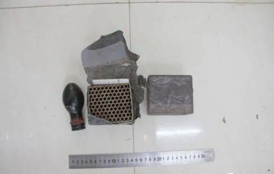 者腊村民在地里发现炮弹