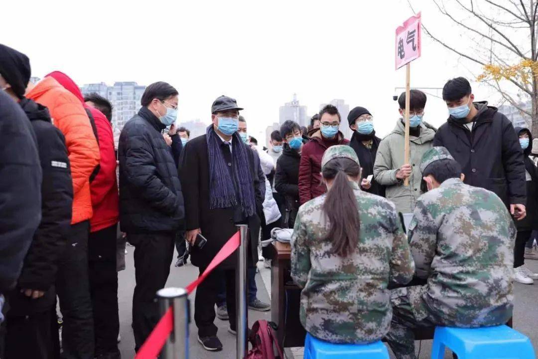 人口大检查_安全大检查板报部队(2)