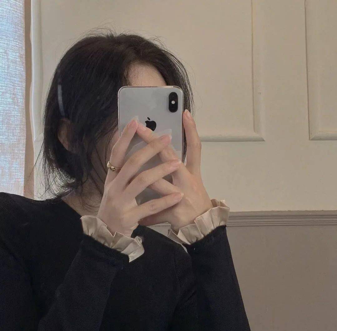 有哪些好看的微信头像 8b89f75cb20a417bb3ac804aa90333cc.jpeg