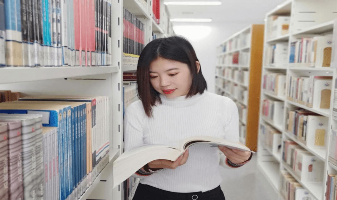 国奖人物李雅璐梅花香自苦寒来