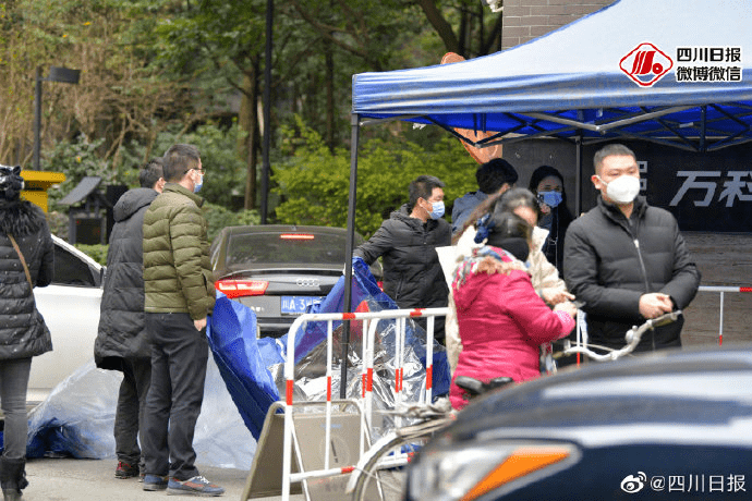 四川凌晨紧急通报！一飞行员确诊，曾从成都自驾至绵阳参加300人婚宴