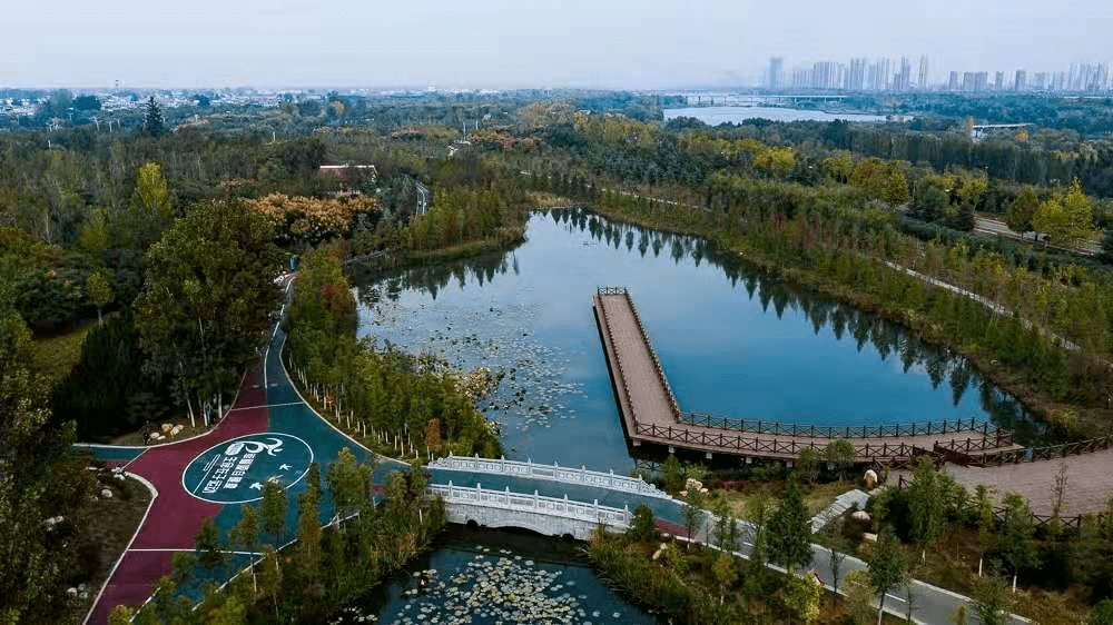 旋转木马,观光小火车…洛龙伊水游园玩法"升级"!