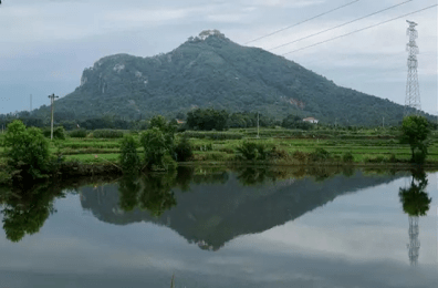 穿越庐江岱鳌山寻觅即将消失的远古神话