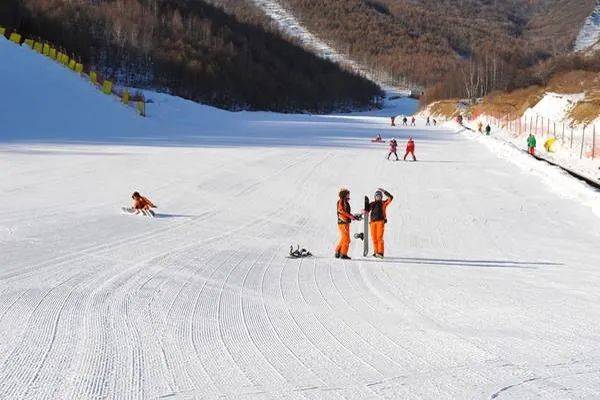 周末1日 | 【滑雪季】唐山玉龙湾滑雪场168~188元