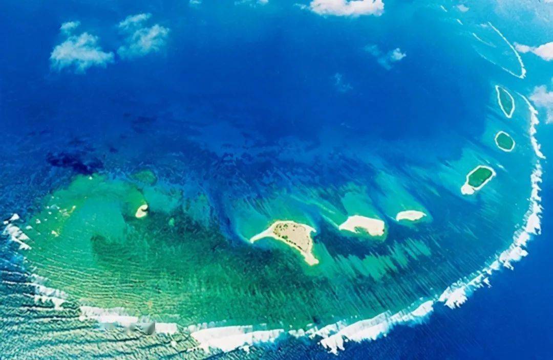 世界上最神秘的一座海岛,拥有最大深度的海洋蓝洞,只对中国人开放!