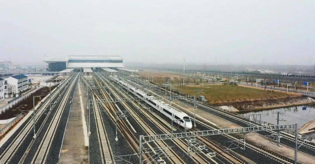 武汉常驻人口2021_武汉人口增长趋势图(3)