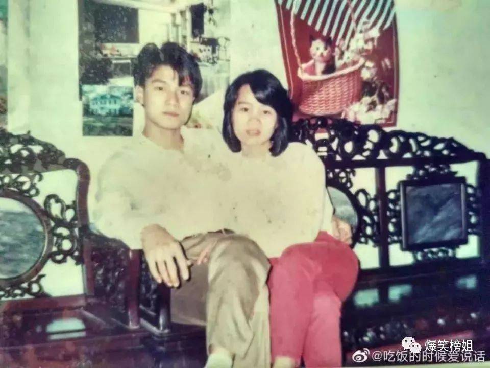 春明不觉晓丨网友晒出爸妈年轻时的照片,"这颜值也太高了吧!