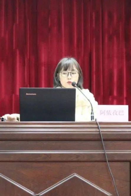 
工程治理学院开展“大学生心理康健教育”系列运动之女生康健讲座“半岛网站APP下载”(图2)