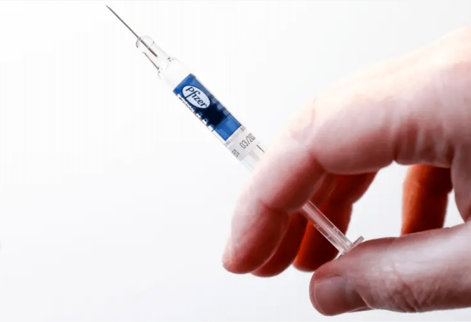 以色列75岁老人在注射辉瑞疫苗后死亡,今日快讯插图1
