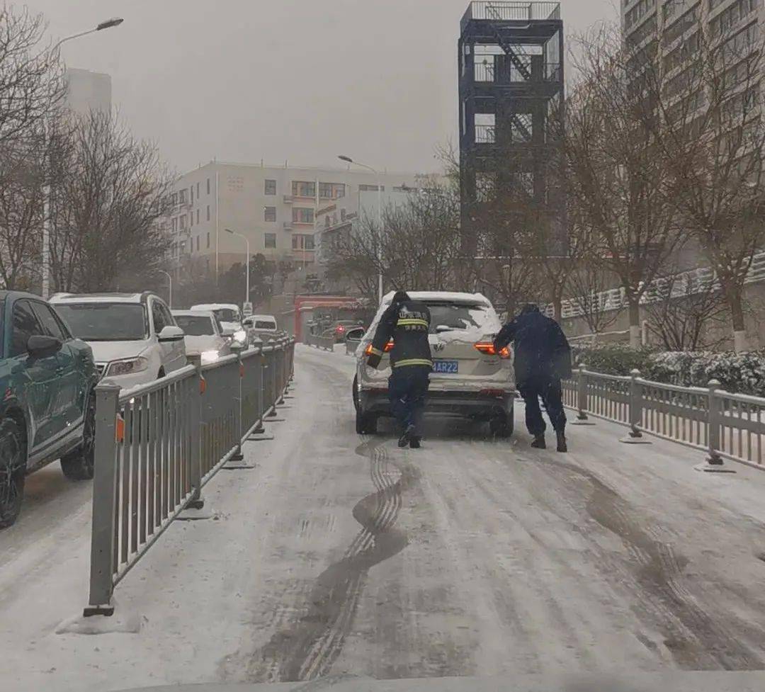 雪雨风霜浸染红尘