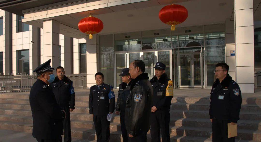朱战民局长一行慰问西宁监狱民警并督导检查工作