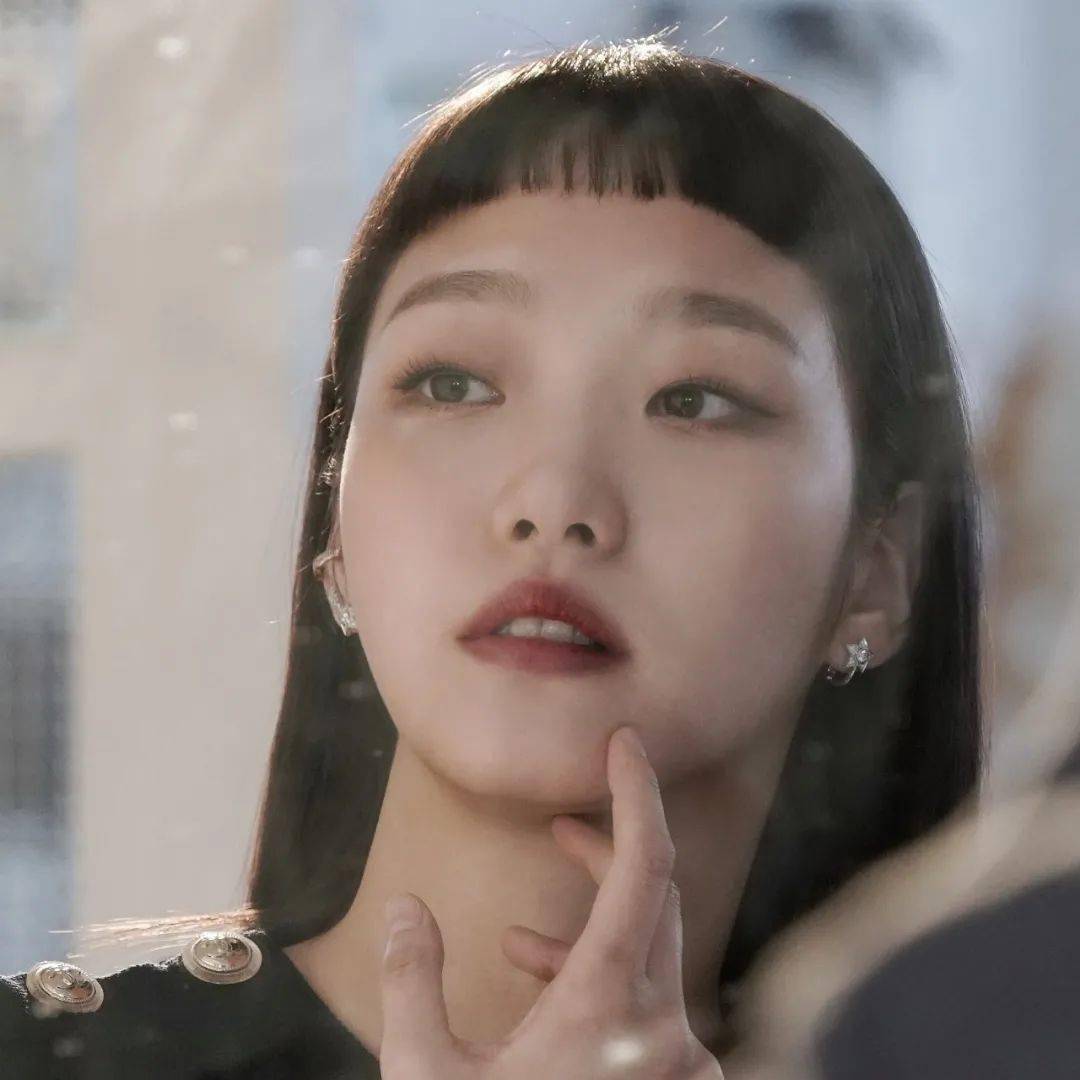 这个世界上有两种东西不敢直视 d3d318f1f7434c2f8b65d3439b99fbed.jpeg
