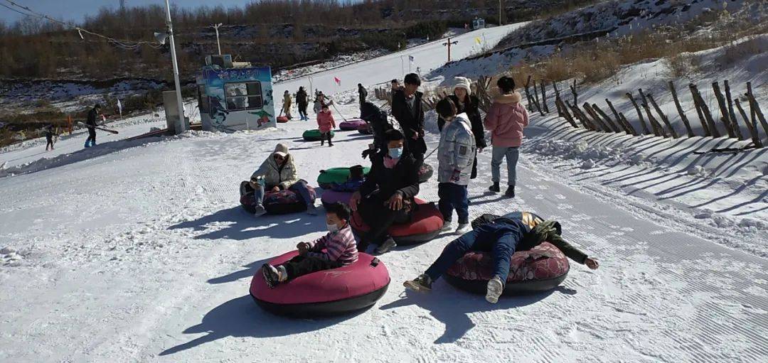 六盘山周沟滑雪场