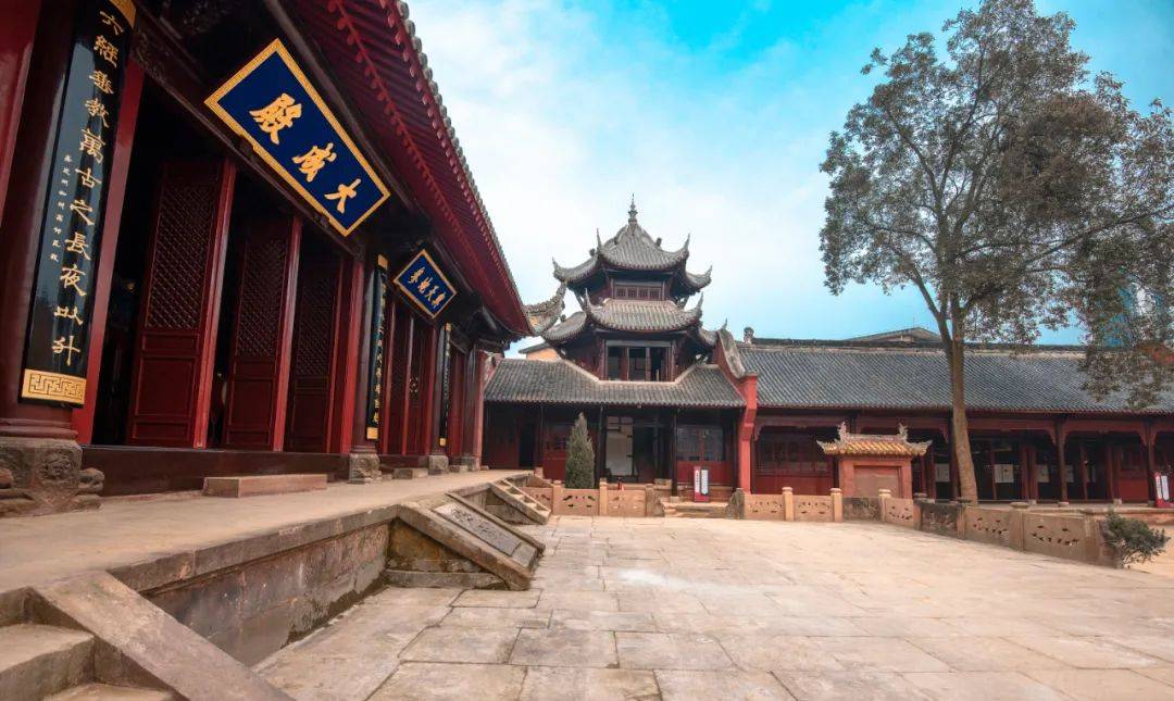 盛事培修利在千秋两会代表莅临乐山文庙开展视察活动