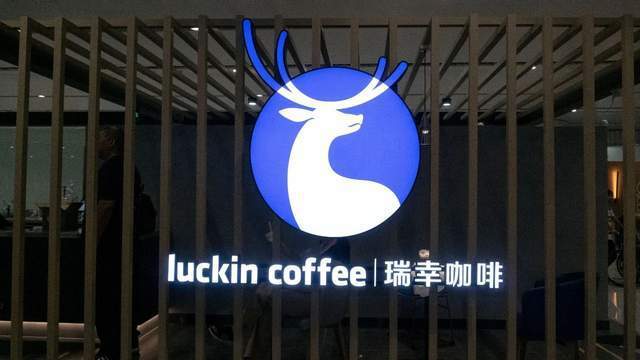 挖角不成就逼宫？传瑞幸咖啡内斗皆因陆正耀抢