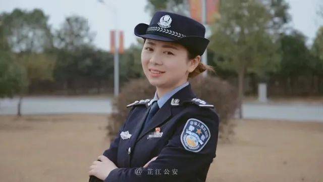 警花合集