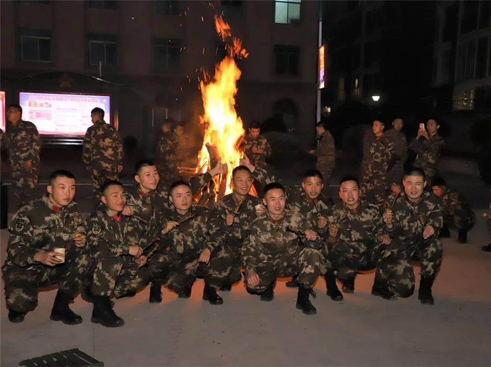 武警甘肃总队临夏支队 | 武警湖南总队娄底支队 | 中部战区空军某场站