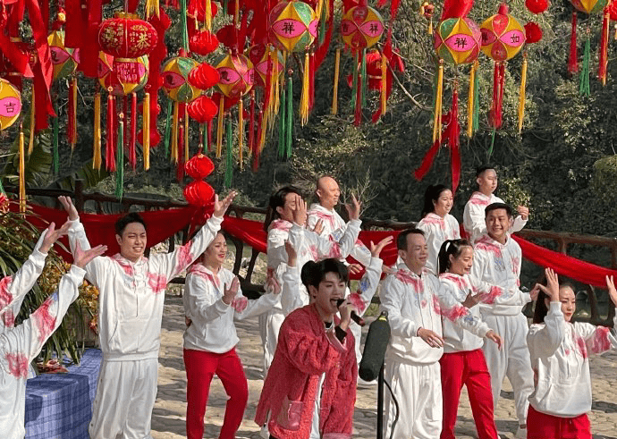 人口有喜气_微信头像喜气(2)