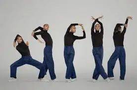 vogue/voguing? 我找到了摇花手的鼻祖