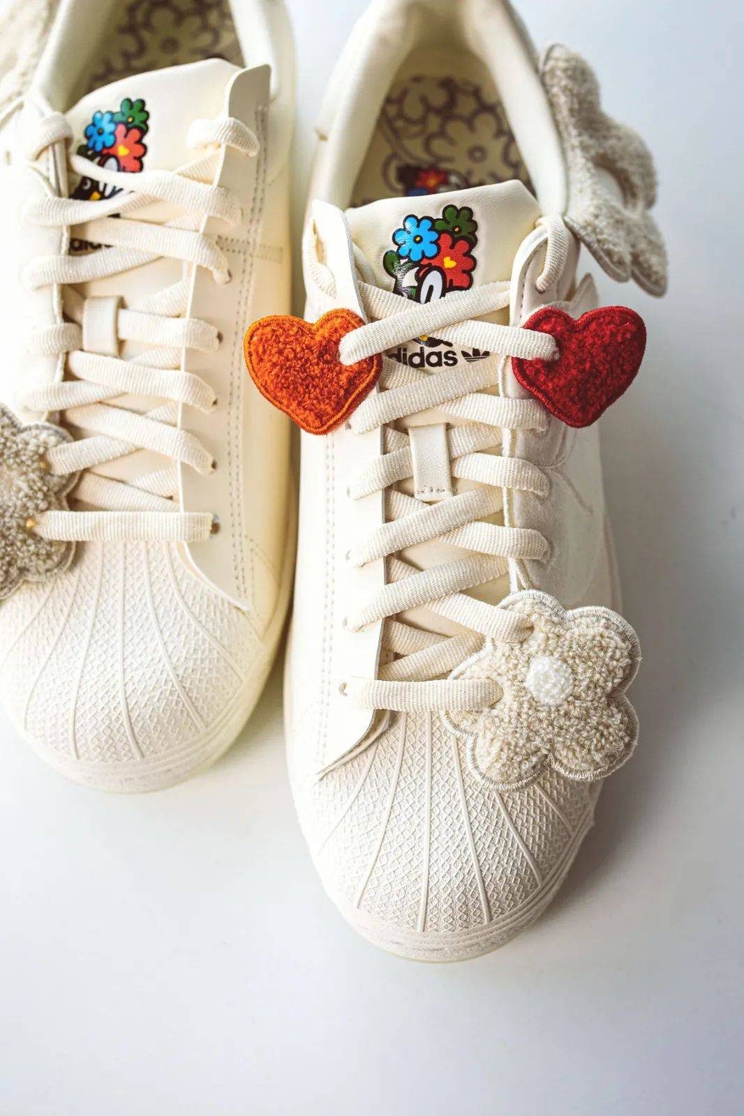 还是联名!三叶草「小蜜蜂鞋」刚刚曝光!