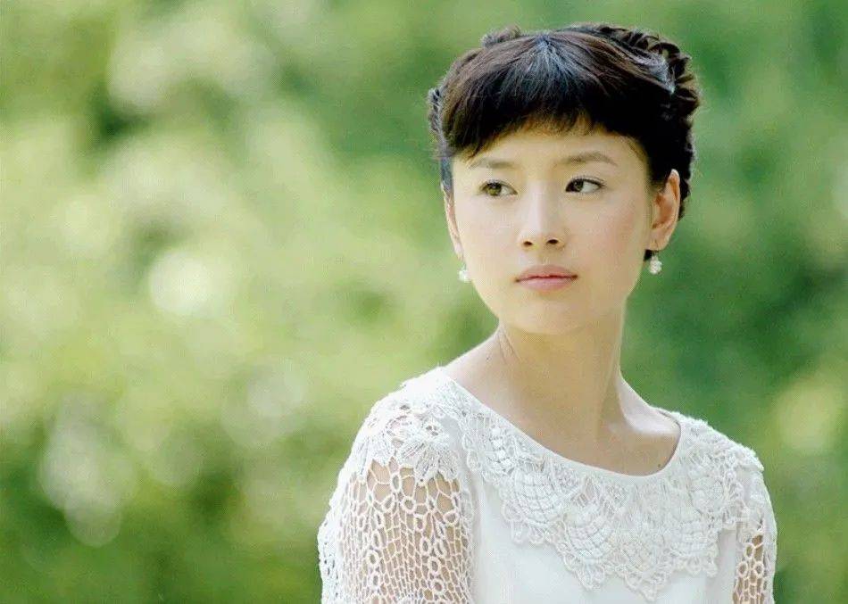 和儿媳妇比漂亮?对嘴亲儿子,这些举动都让人很不舒服.