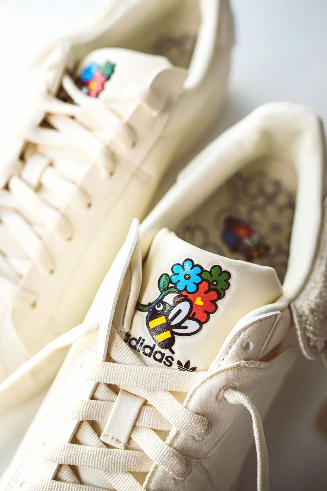 还是联名!三叶草「小蜜蜂鞋」刚刚曝光!