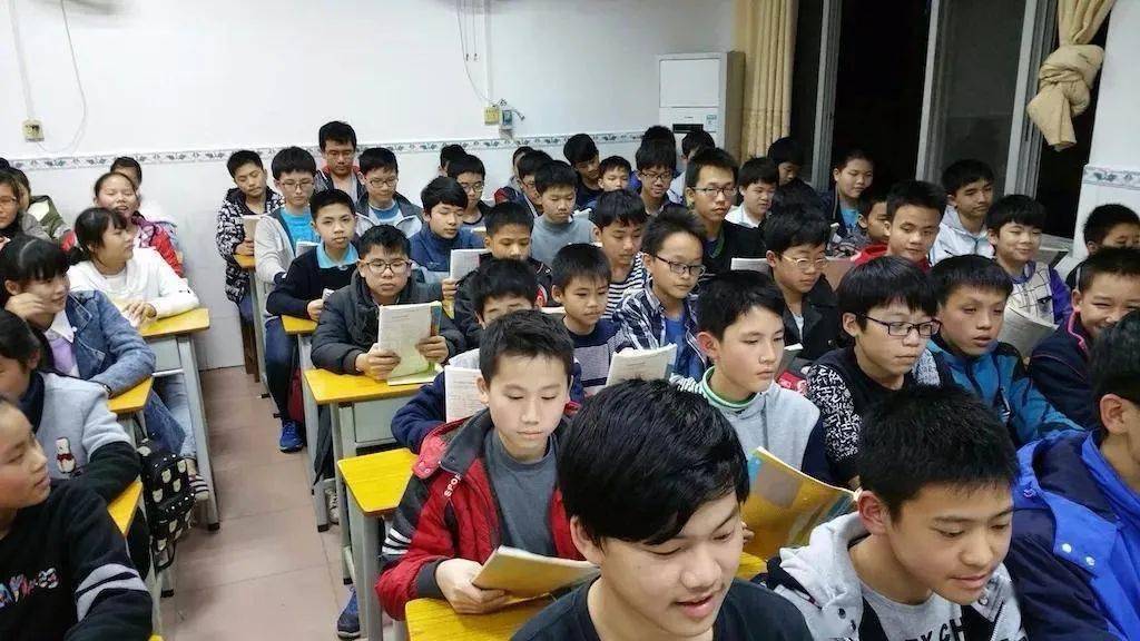 平南这家机构火了不仅是平南最大历史最悠久的