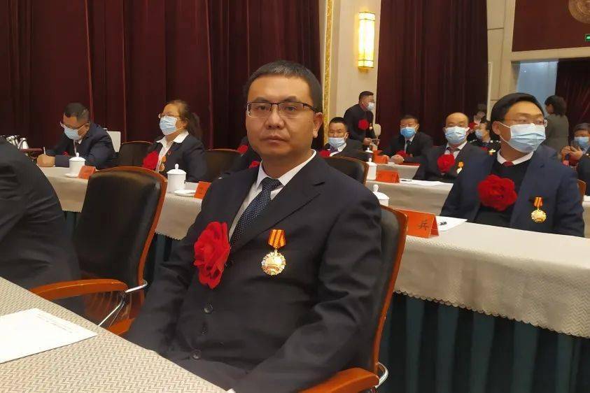 天地奔牛员工王继国荣获宁夏回族自治区"劳动模范"荣誉称号