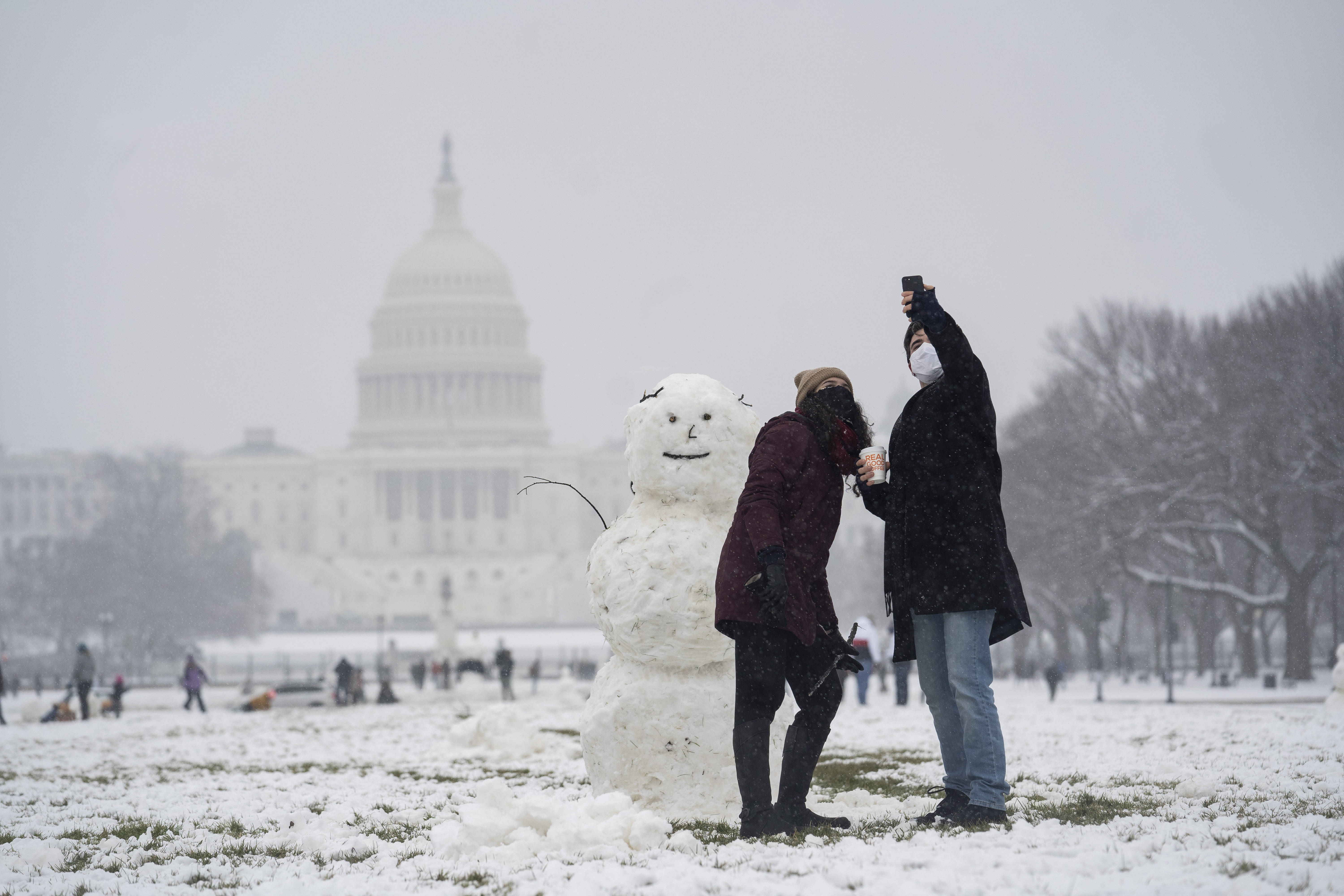 华盛顿迎来大雪