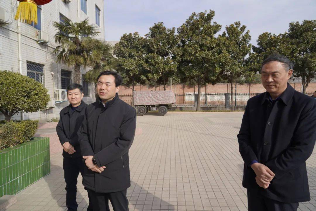 春节慰问获嘉县四大班子领导分组开展春节慰问