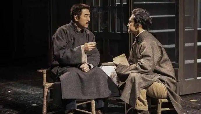 话剧前哨在上戏实验剧院首演