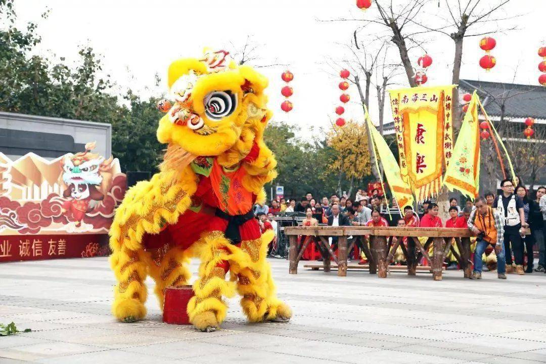 【关注】大年初一,狮舞岭南闹新春!