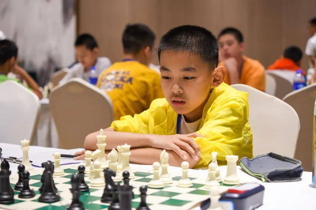 孟奕涵2019年全国少年儿童国际象棋精英赛男子b组季军2019年"李成智杯