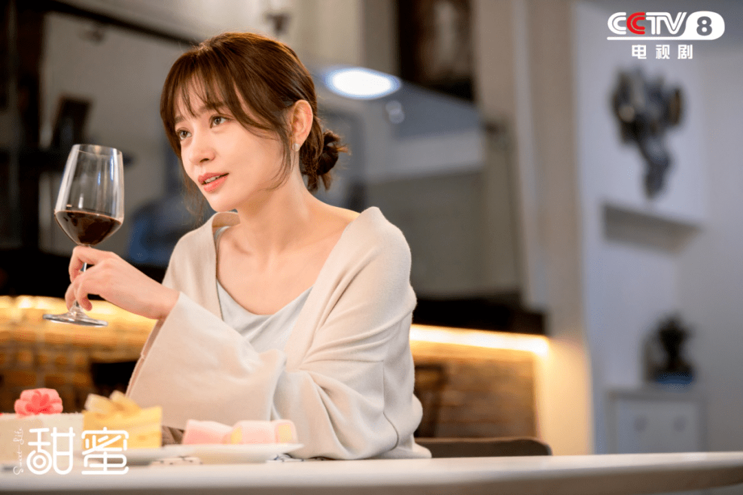 施诗 饰演 于洋洋"人生一命,总要走出自己的路,走完自己的路.