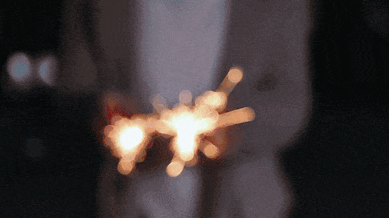 可手持燃放,燃放时间短,影响范围小, 点燃的时候星星点点非常