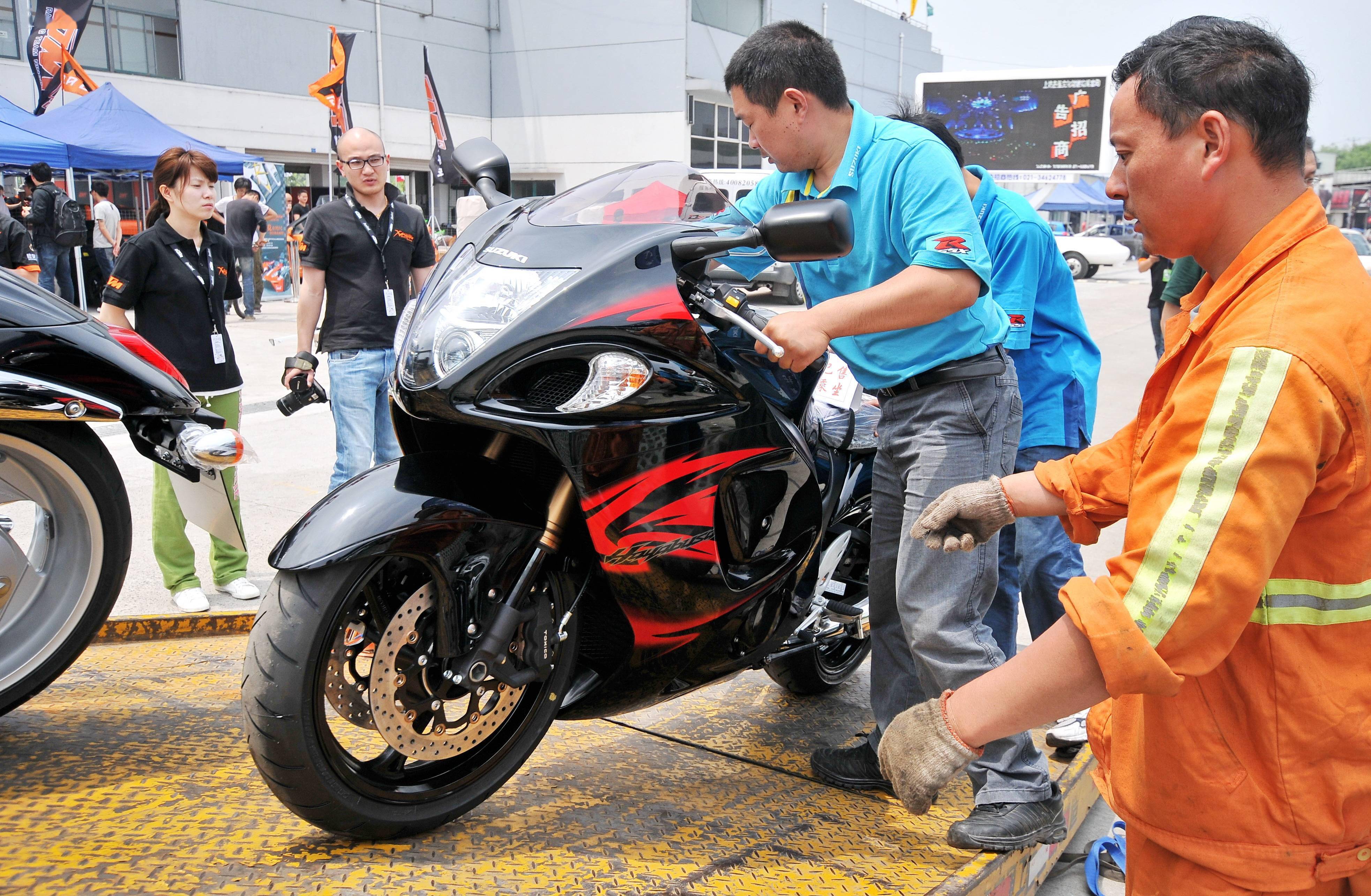 suzuki第三代gsx1300r隼简史下